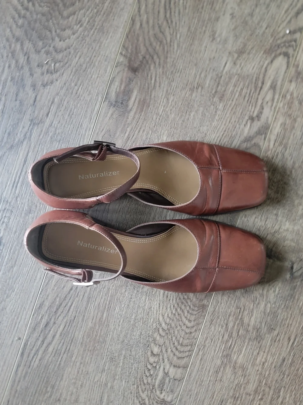 Vintage 90s Naturalizer Women's Brown Leather Ankle-Strap Block Heel Pumps